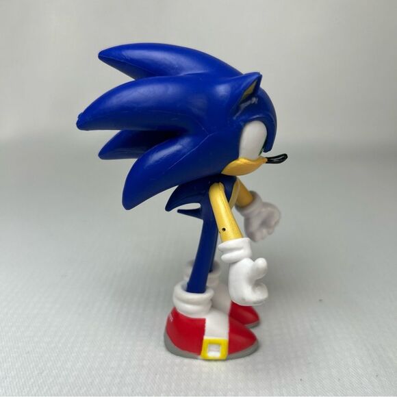 Jakks Sega Sonic the Hedgehog 4" Poseable  Action Figure - Picture 4 of 6
